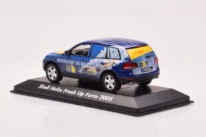 Volkswagen Touareg 7L Shell Helix Fresh Up Force Minichamps 1:43 VOLKSWAGEN-264066 Metalli — kuva 3 / 4