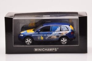 Volkswagen Touareg 7L Shell Helix Fresh Up Force Minichamps 1:43 VOLKSWAGEN-264066 Metalli — kuva 4 / 4