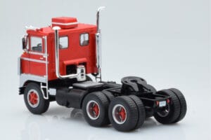 White 7400 Punainen Hopea IXO 1:43 TR170 Metalli — kuva 4 / 5