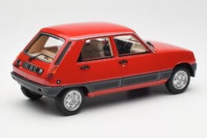 Renault 5 GTL Punainen Otto 1:18 OT1147 Hartsi — kuva 2 / 6