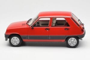 Renault 5 GTL Punainen Otto 1:18 OT1147 Hartsi — kuva 3 / 6