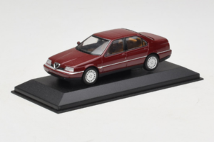 Alfa Romeo 164 3.0 Super V6 Tummanpunainen Minichamps 1:43 436120700 Metalli — kuva 2 / 4