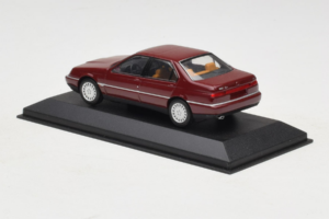 Alfa Romeo 164 3.0 Super V6 Tummanpunainen Minichamps 1:43 436120700 Metalli — kuva 3 / 4