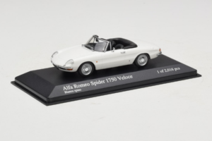 Alfa Romeo 1750 Spider Veloce Valkoinen Minichamps 1:43 400120530 Metalli — kuva 2 / 4