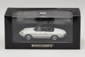 Alfa Romeo 1750 Spider Veloce Valkoinen Minichamps 1:43 400120530 Metalli — kuva 4 / 4