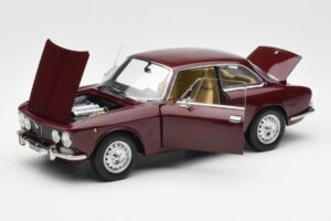 Alfa Romeo 2000 GTV Kastanjanpunainen Norev 1:18 187916 Metalli — kuva 2 / 8