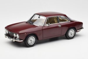 Alfa Romeo 2000 GTV Kastanjanpunainen Norev 1:18 187916 Metalli