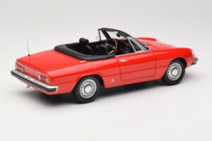 Alfa Romeo 2000 Spider Punainen Minichamps 1:18 180120930 Metalli — kuva 3 / 8