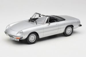 Alfa Romeo 2000 Spider Hopea Norev 1:18 187884 Metalli