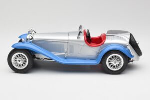 Alfa Romeo 2300 Spider Hopeansininen Bburago 1:18 3008 Metalli — kuva 4 / 8