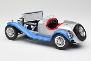 Alfa Romeo 2300 Spider Hopeansininen Bburago 1:18 3008 Metalli — kuva 5 / 8