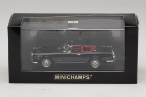 Alfa Romeo 2600 Spider Musta Minichamps 1:43 400120630 Metalli — kuva 4 / 4