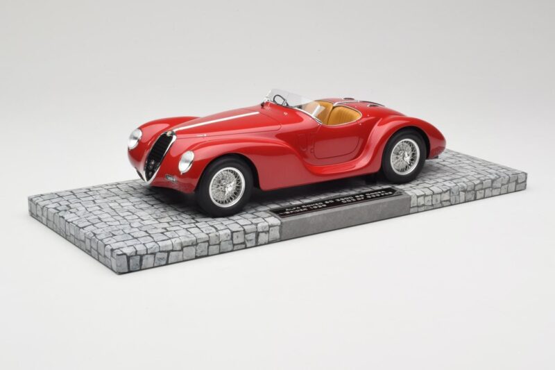 Alfa Romeo 6C 2500 SS Corsa Spider Punainen Minichamps 1:18 107120230 Hartsi
