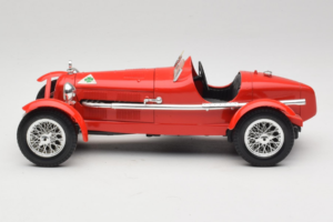 Alfa Romeo 8C 2300 Monza Punainen Bburago 1:18 3014 Metalli — kuva 3 / 6