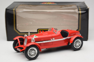Alfa Romeo 8C 2300 Monza Punainen Bburago 1:18 3014 Metalli — kuva 6 / 6