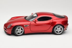 Alfa Romeo 8C Competizione Punainen Bburago 1:18 18-11021 Metalli — kuva 4 / 8