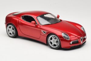 Alfa Romeo 8C Competizione Punainen Bburago 1:18 18-11021 Metalli — kuva 6 / 8