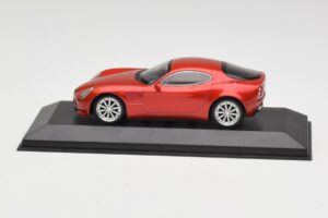 Alfa Romeo 8C Competizione Alfa Punainen Minichamps 1:43 403120523 Metalli