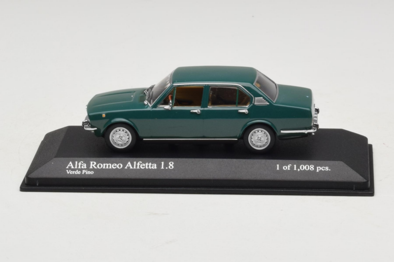 Alfa Romeo Alfetta 1.8 Vihreä Minichamps 1:43 400120204 Metalli