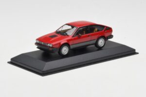 Alfa Romeo Alfetta GTV6 Punainen Minichamps 1:43 400120140 Metalli — kuva 2 / 4