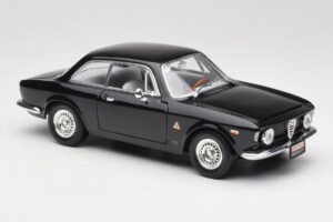 Alfa Romeo Giulia Sprint GTA Musta Road Signature 1:18 92348 Metalli — kuva 6 / 8
