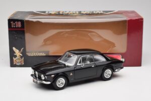 Alfa Romeo Giulia Sprint GTA Musta Road Signature 1:18 92348 Metalli — kuva 8 / 8