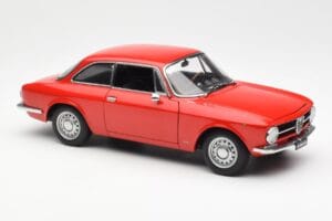 Alfa Romeo GT 1300 Junior LHD Punainen AUTOart 1:18 70131 Metalli — kuva 6 / 8