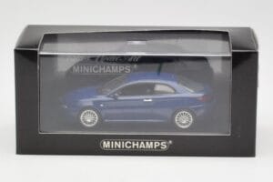 Alfa Romeo GT Dark Blue Metallic Minichamps 1:43 400120326 Metalli — kuva 4 / 4