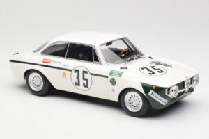 Alfa Romeo GTA 1300 Junior #35 C. Colzani / Pooky / G. Venturi 4 Hours of Jarama 1972 Minichamps 1:18 155721235 Metalli — kuva 4 / 6