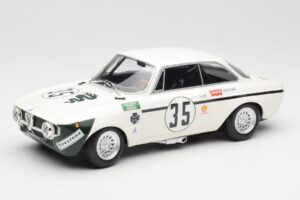 Alfa Romeo GTA 1300 Junior #35 C. Colzani / Pooky / G. Venturi 4 Hours of Jarama 1972 Minichamps 1:18 155721235 Metalli