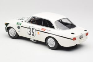 Alfa Romeo GTA 1300 Junior #35 C. Colzani / Pooky / G. Venturi 4 Hours of Jarama 1972 Minichamps 1:18 155721235 Metalli — kuva 5 / 6