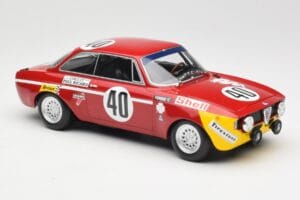 Alfa Romeo GTA 1300 Junior #40 F. Picchi / J-C. Chasseuil Division 1 Winners 12 Hours of Paul Ricard 1971 Minichamps 1:18 155 — kuva 4 / 6