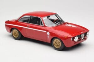 Alfa Romeo GTA 1300 Junior Punainen Minichamps 1:18 155120020 Metalli — kuva 4 / 6