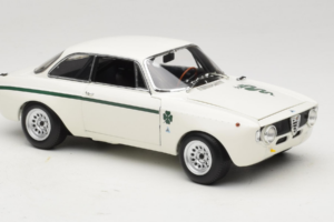 Alfa Romeo GTA 1300 Junior Valkoinen Minichamps 1:18 100120501 Metalli — kuva 6 / 8