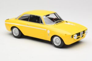 Alfa Romeo GTA 1300 Junior Keltainen Minichamps 1:18 155120024 Metalli — kuva 2 / 6