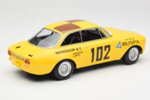 Alfa Romeo GTA 1300 #102 Squadra Corse R. Zanetti / M. Ruspa / Monzeglio Targa Florio 1971 Minichamps 1:18 155711202 Metalli — kuva 2 / 6