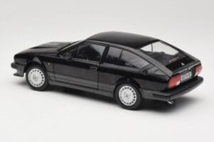 Alfa Romeo GTV6 Musta Solido 1:18 S1802302 Metalli — kuva 7 / 8