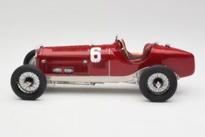 Alfa Romeo P3 #6 R. Caracciola Monza GP Winner 1932 CMC 1:18 M-221 Metalli — kuva 3 / 6