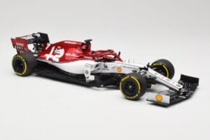 Alfa Romeo Racing C38 #7 K. Raikkonen F1 2019 Minichamps 1:18 110190007 Metalli — kuva 4 / 6