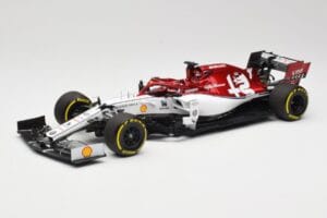 Alfa Romeo Racing C38 #7 K. Raikkonen F1 2019 Minichamps 1:18 110190007 Metalli