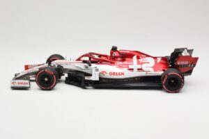 Alfa Romeo Racing C39 #7 K. Raikkonen Styrian GP 2020 Minichamps 1:18 110200207 Metalli — kuva 3 / 6