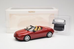 Alfa Romeo Spider 916 Proteo Red Metallic Norev 1:18 187854 Metalli — kuva 6 / 6