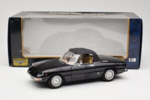 Alfa Romeo Spider 916 Veloce Musta Ricko 1:18 32107 Metalli — kuva 8 / 8
