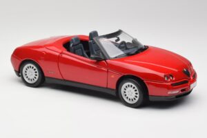 Alfa Romeo Spider 916 Alfa Punainen Maisto 1:18 50278 Metalli — kuva 6 / 8