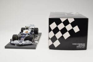 AlphaTauri AT03 #22 Y. Tsunoda Bahrain GP 2022 Minichamps 1:18 117220122 Metalli — kuva 6 / 6