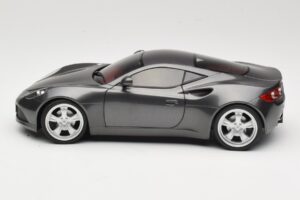 Artega GT Grey Metallic Revell 1:18 09024 Metalli — kuva 4 / 8