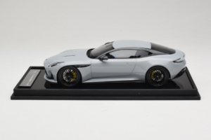 Aston Martin DB12 Nardo Gray MotorHelix 1:18 MH027NG Hartsi