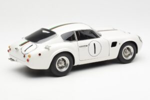 Aston Martin DB4 GT Zagato #1 24 Hours of Le Mans 1961 CMC 1:18 M-139 Metalli — kuva 2 / 6