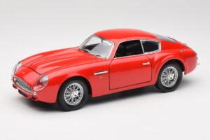 Aston Martin DB4 GT Zagato Punainen Road Signature 1:18 92728 Metalli
