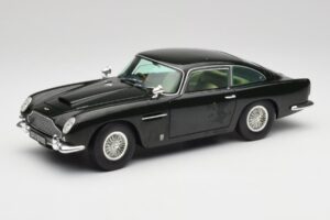Aston Martin DB5 California Salviavihreä Chrono 1:18 H1001 Metalli